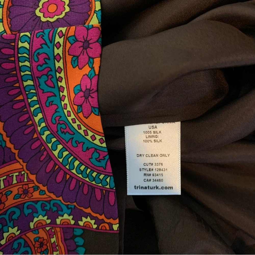 SOLD ❤️ Trina Turk Medallion Mandala 100% Silk 3/4 Length Long Sleeve Dress Sz 8 - Picture 15 of 16